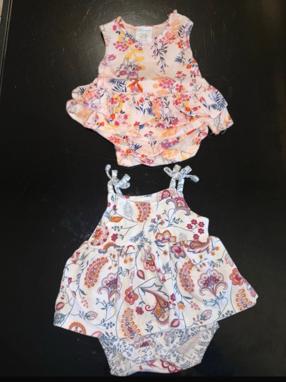Kidding Around
Floral Pink Sleeveless Baby
Romper two size 3m